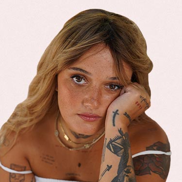 Imagem Carolina Deslandes